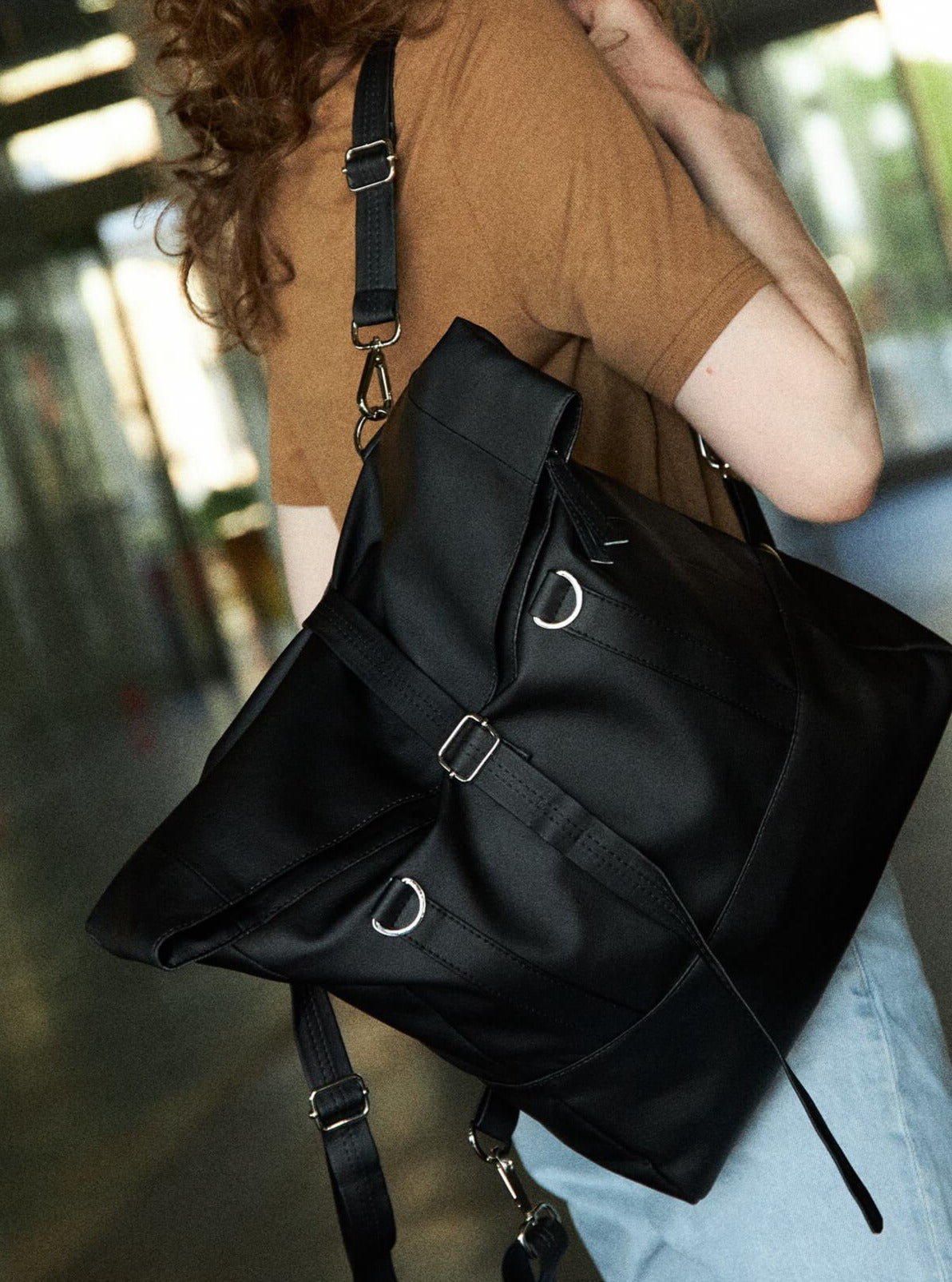 Black backpack for women | Jet Black Wanderlust Rolltop | Lee Coren